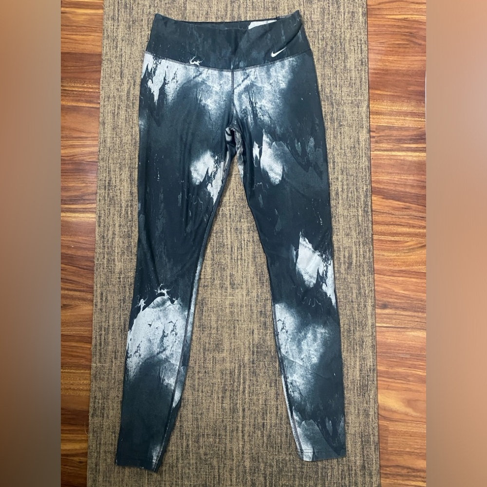 Nike Women’s Dri-fit Leggings S